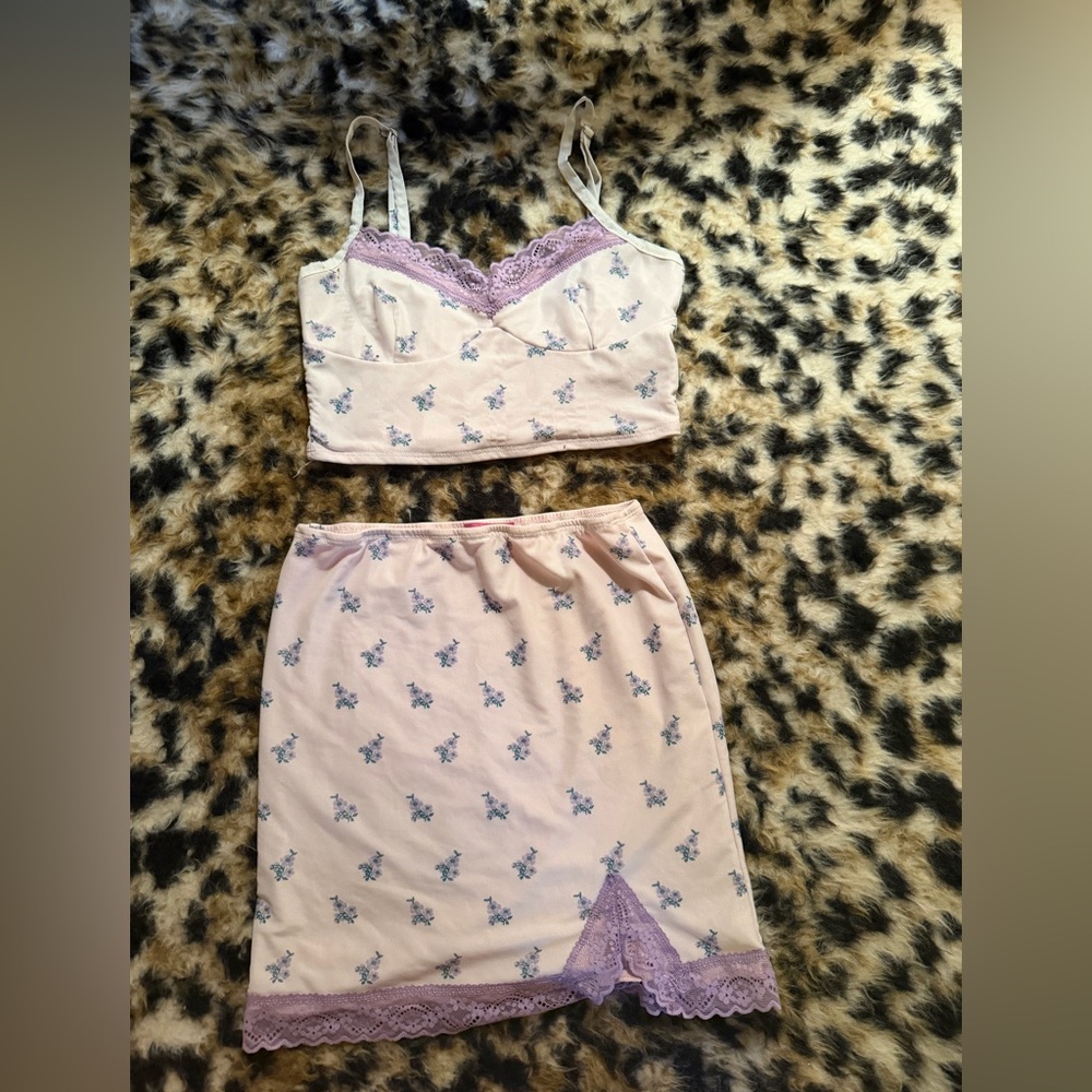 Edikted Pale Pink Floral Lace-Trim Two-Piece Sleep Set
